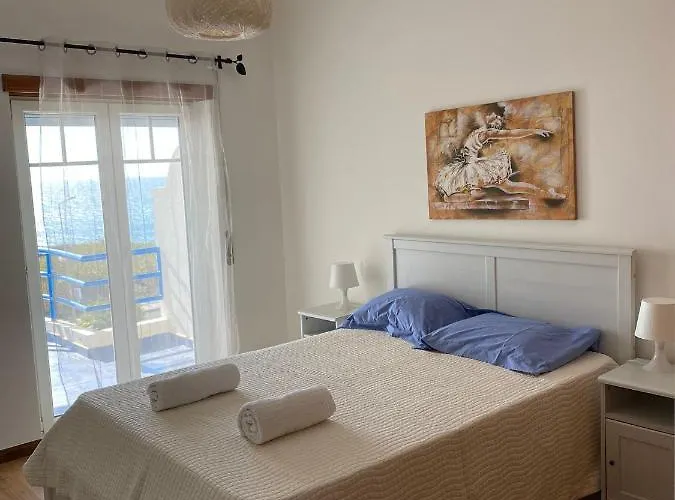 Pateo Na Апартаменты Эрисейра