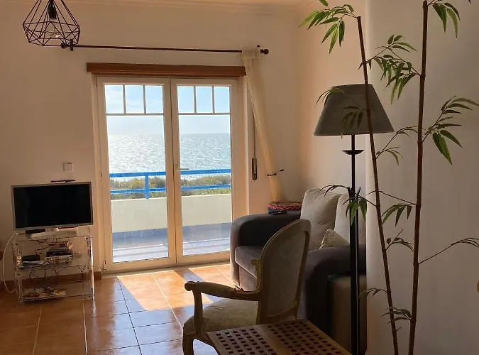 Pateo Na Апартаменты Эрисейра